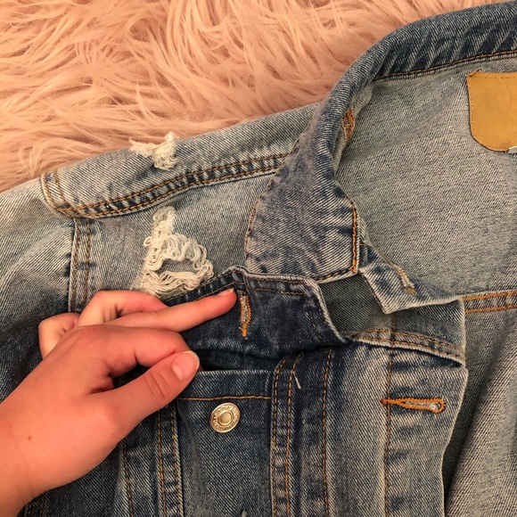 Distressed Denim Jacket! - Picture 6 of 7